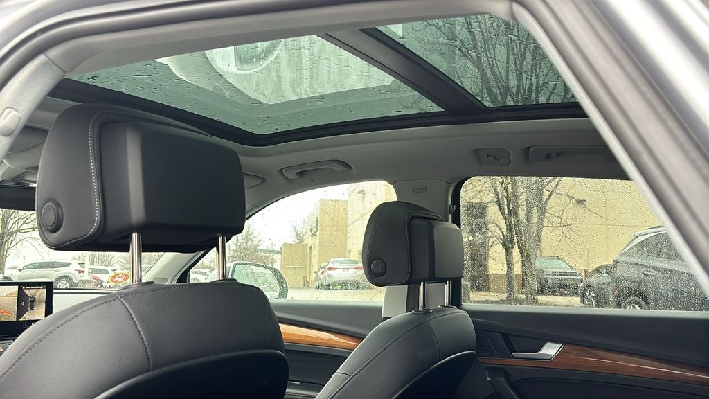 2023 Audi Q5 45 S line Premium quattro