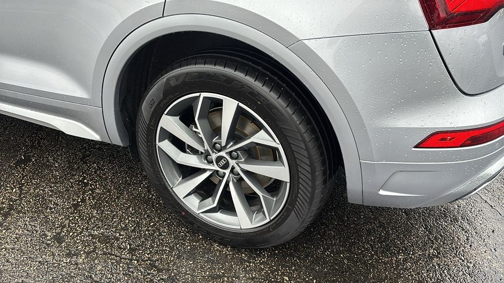 2023 Audi Q5 45 S line Premium quattro
