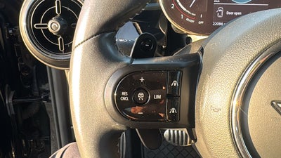 2024 MINI John Cooper Works Iconic