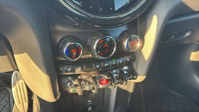 2024 MINI John Cooper Works Iconic
