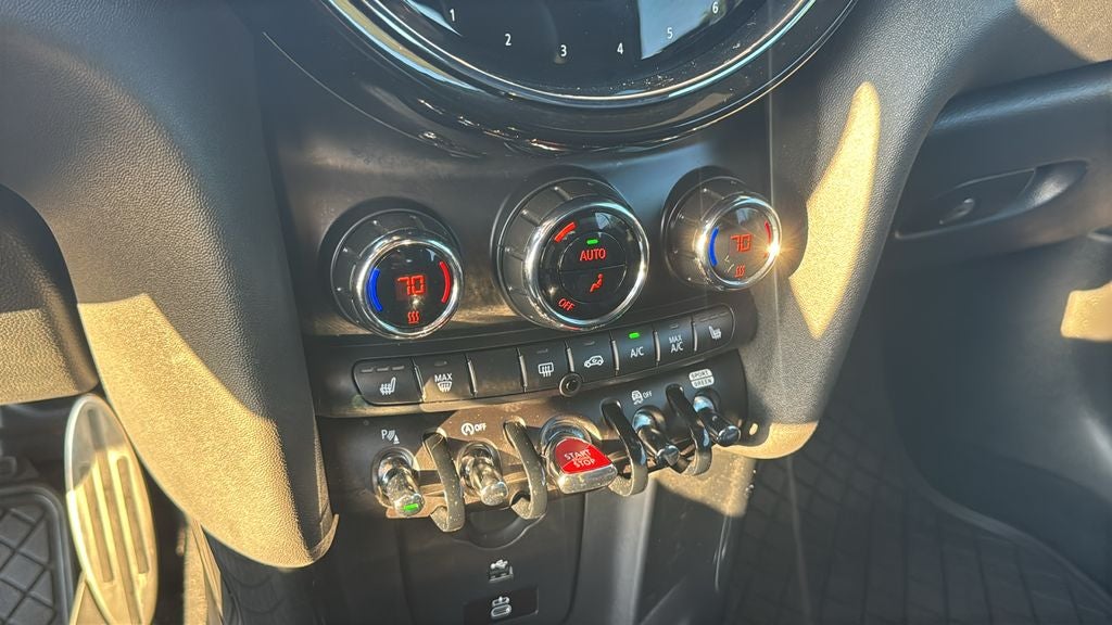 2024 MINI John Cooper Works Iconic