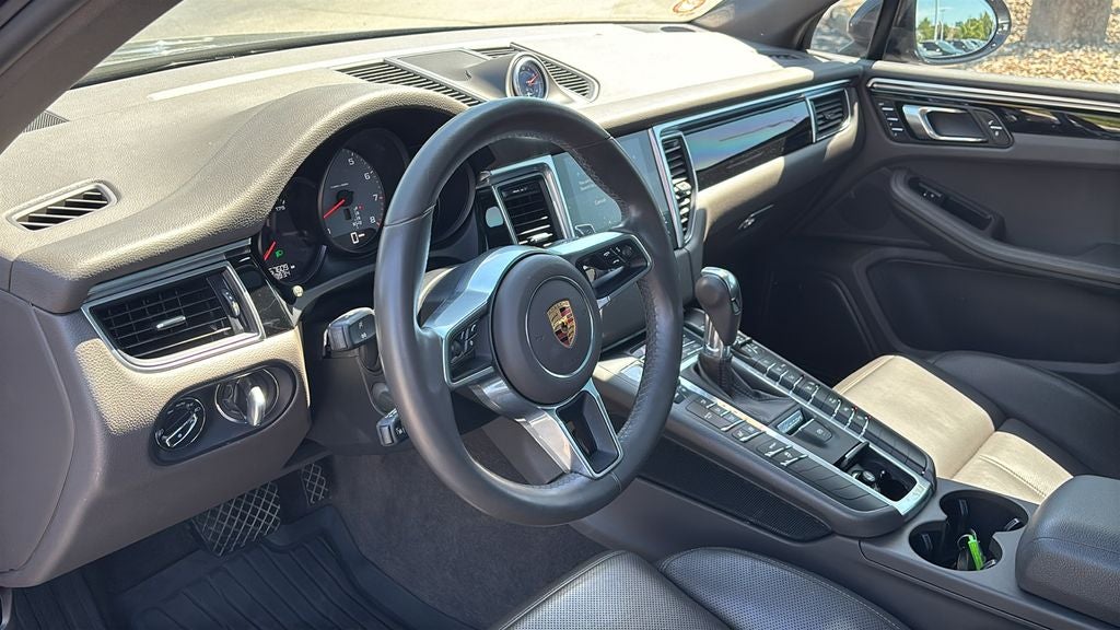 2018 Porsche Macan S