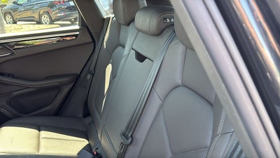 2018 Porsche Macan S