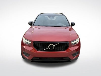 2019 Volvo XC40 R-Design