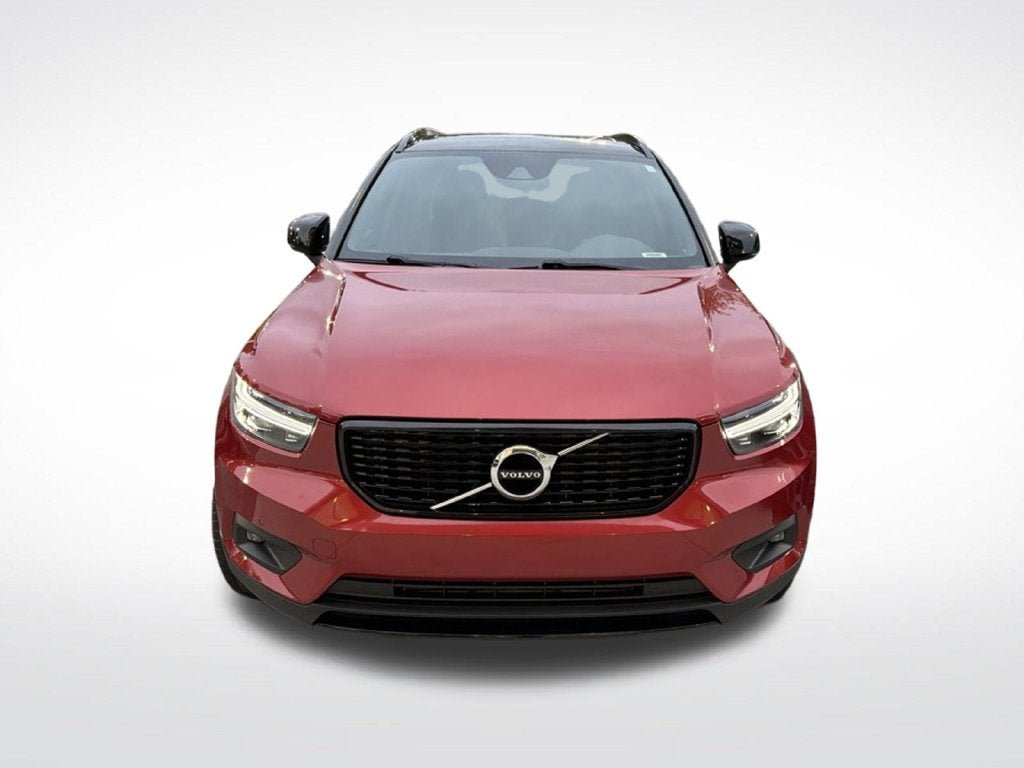 2019 Volvo XC40 R-Design