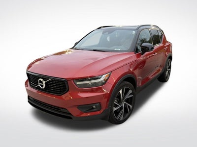 2019 Volvo XC40 R-Design